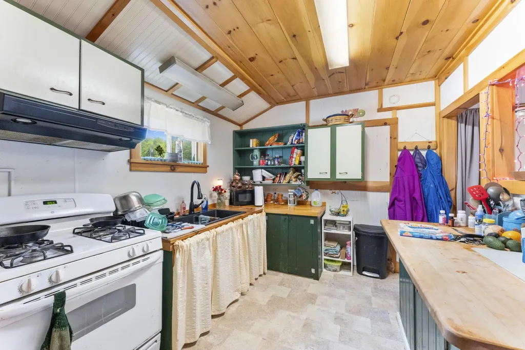4525 Airline Road Wesley ME 04686
