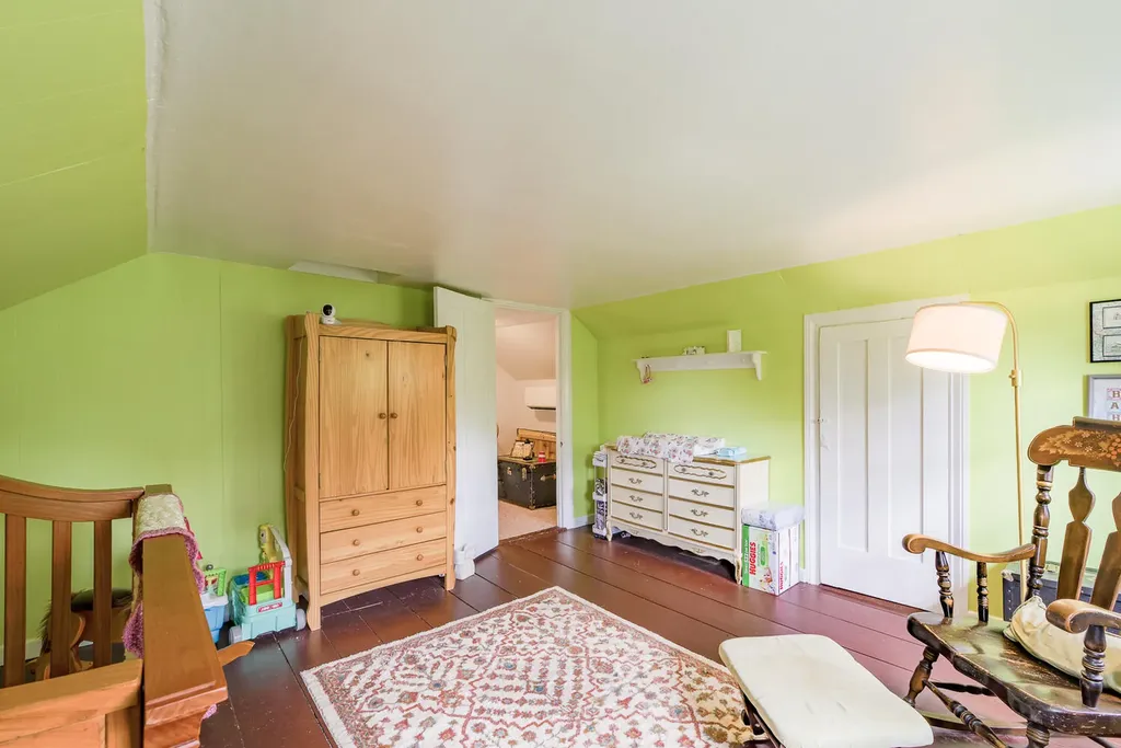 275 Newburgh Road Hermon ME 04401