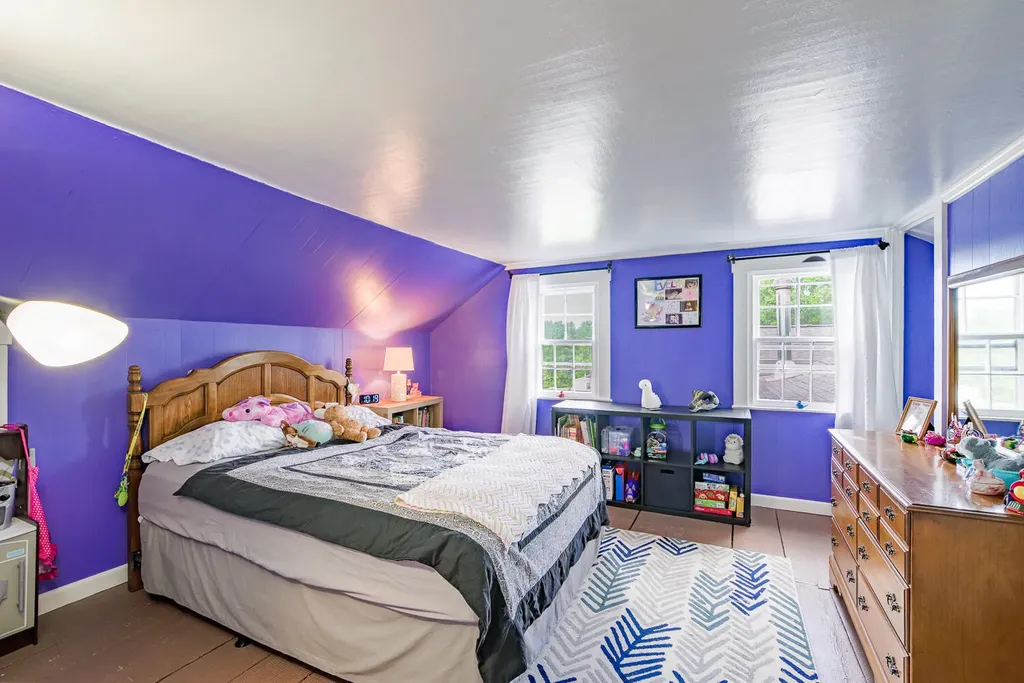 275 Newburgh Road Hermon ME 04401
