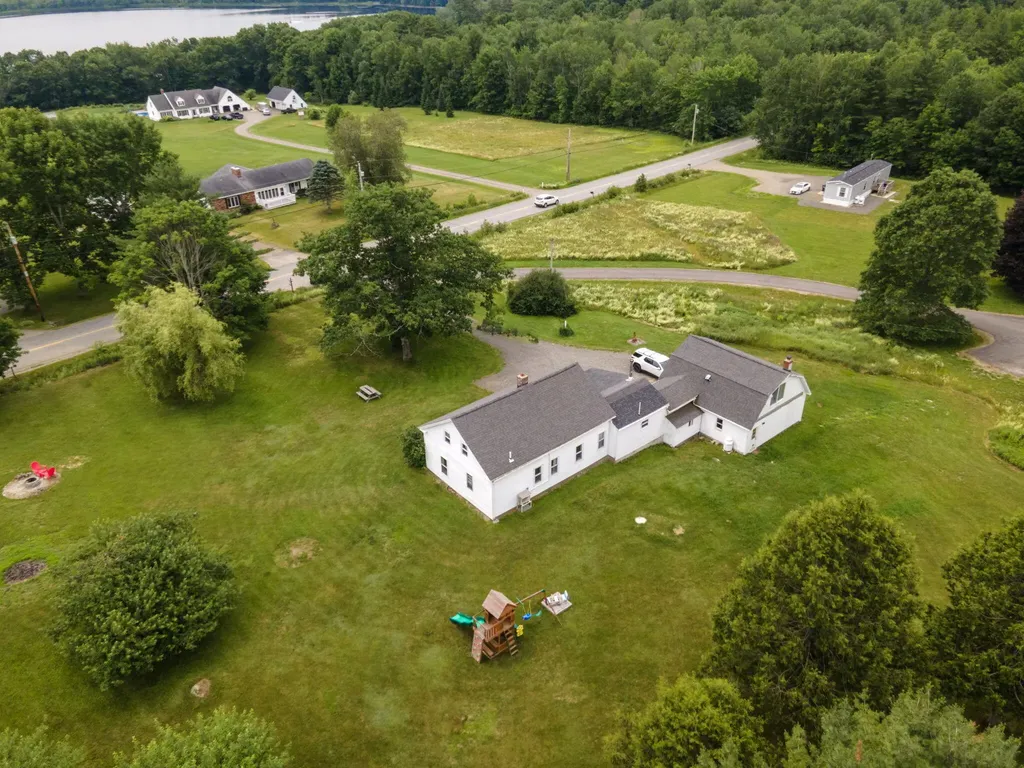 275 Newburgh Road Hermon ME 04401