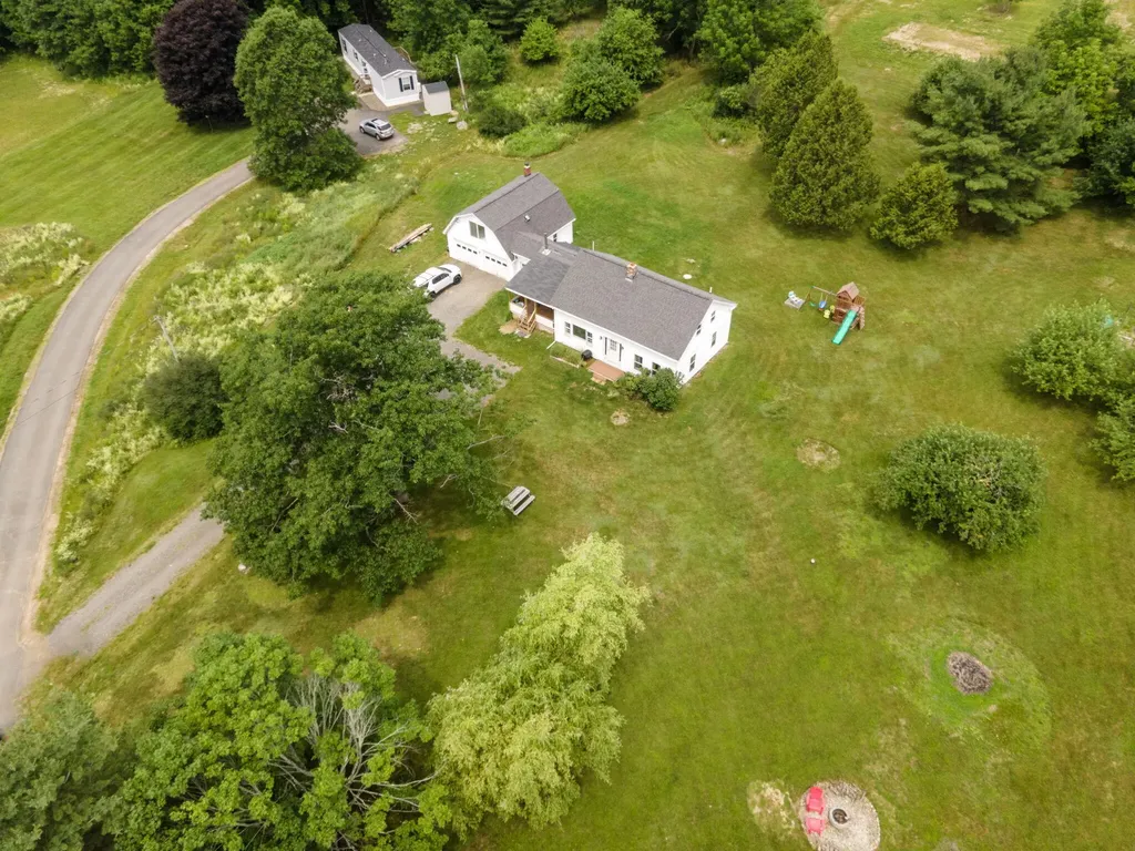 275 Newburgh Road Hermon ME 04401