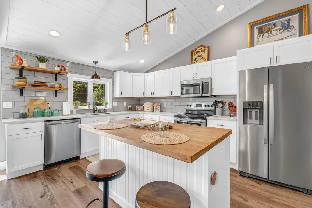 487 Brewer Lake Road Orrington ME 04474