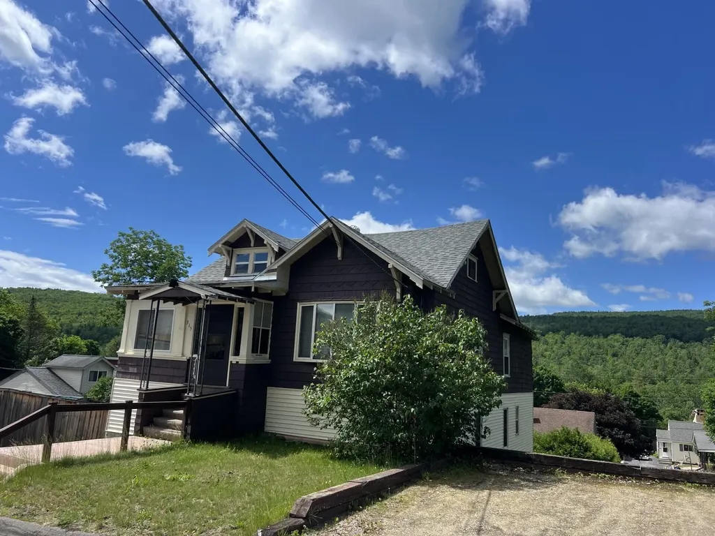 315 Pine Street Rumford ME 04276