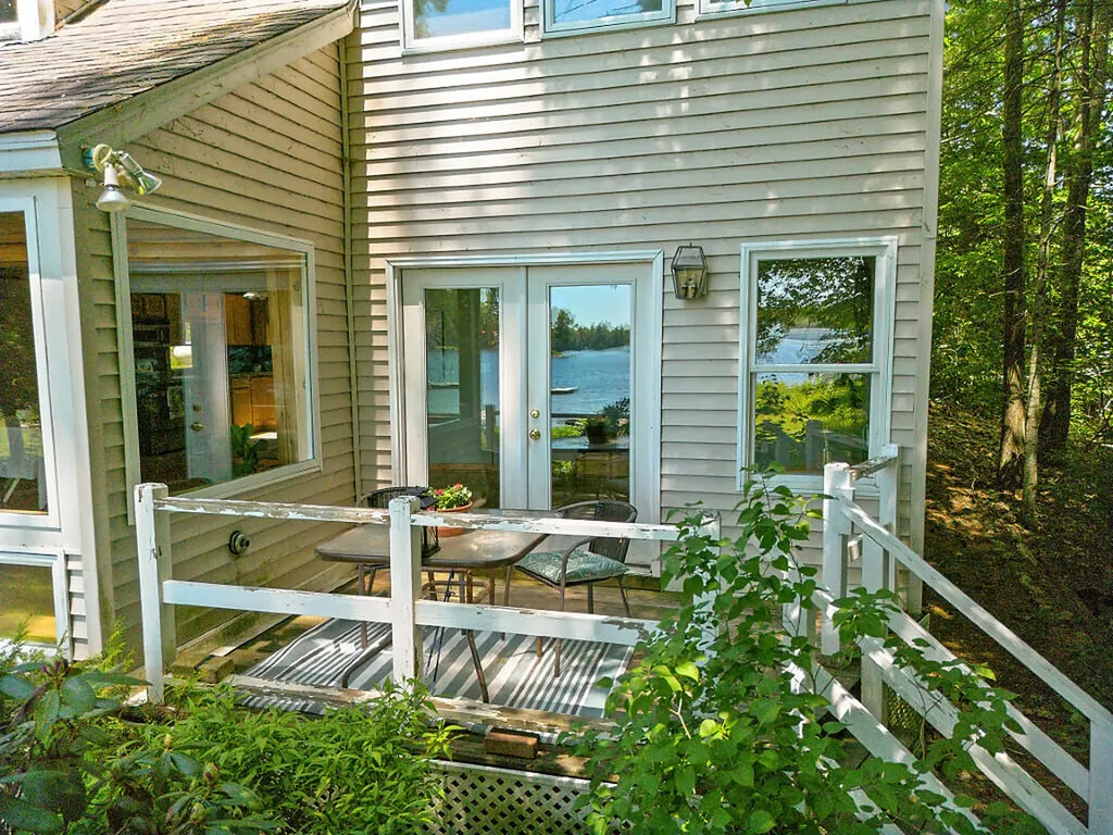 18 Thurston Drive Monmouth ME 04259