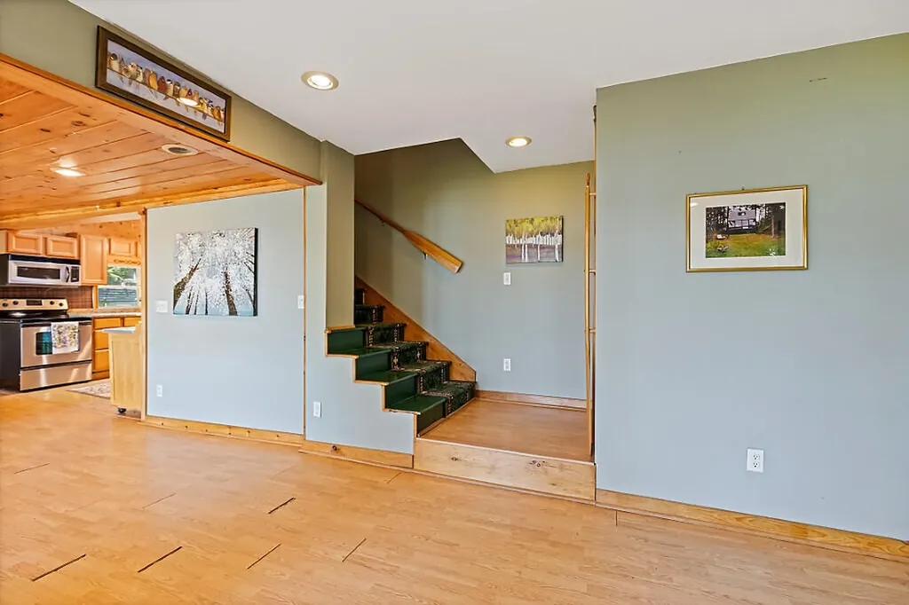 18 Thurston Drive Monmouth ME 04259