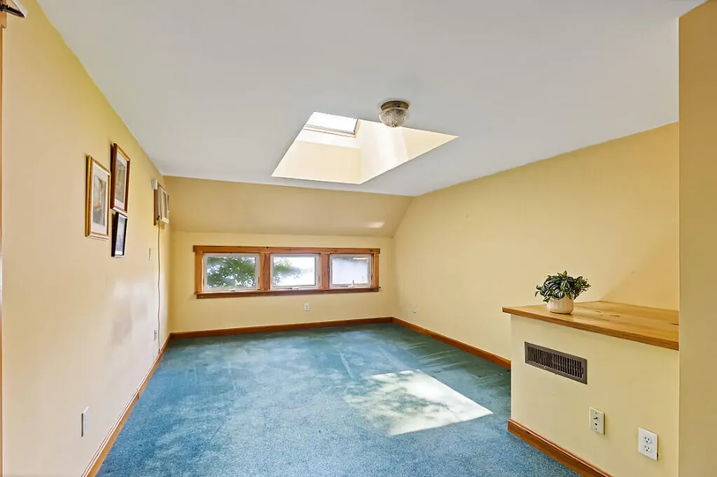 18 Thurston Drive Monmouth ME 04259