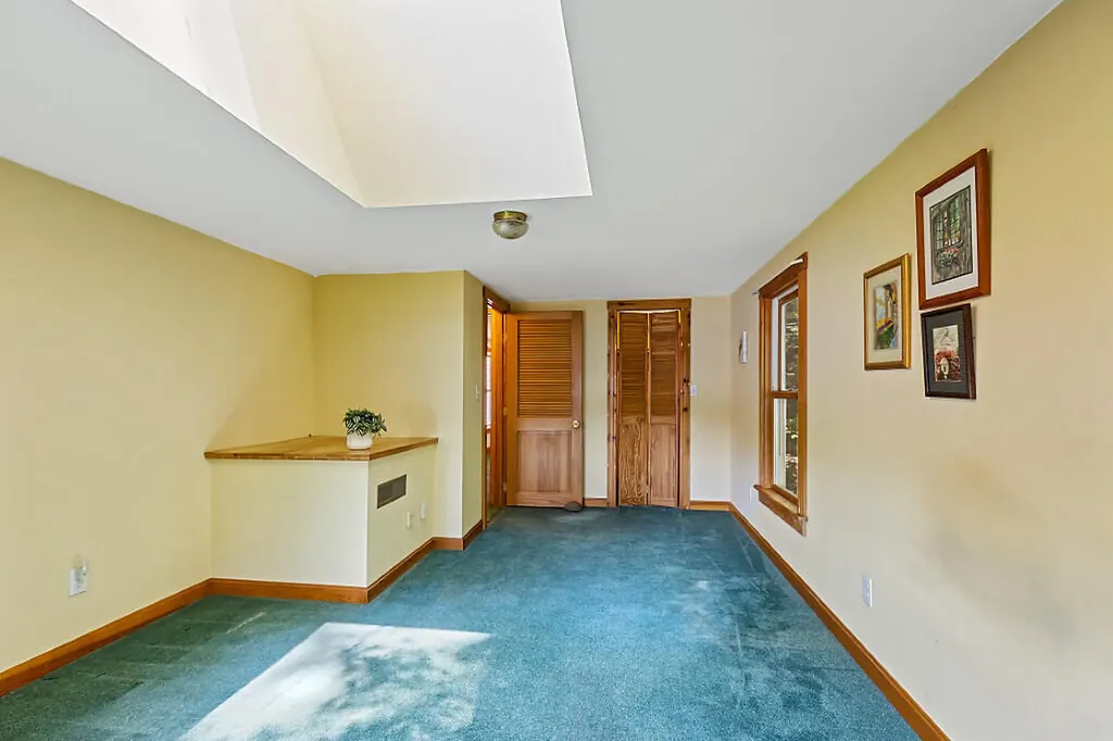 18 Thurston Drive Monmouth ME 04259