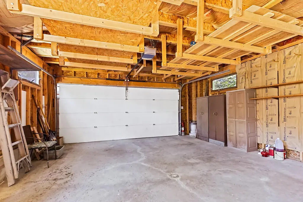 18 Thurston Drive Monmouth ME 04259
