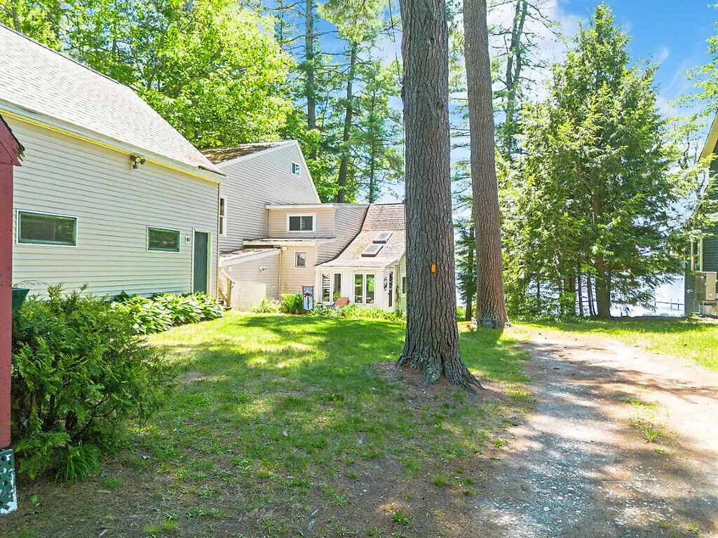 18 Thurston Drive Monmouth ME 04259