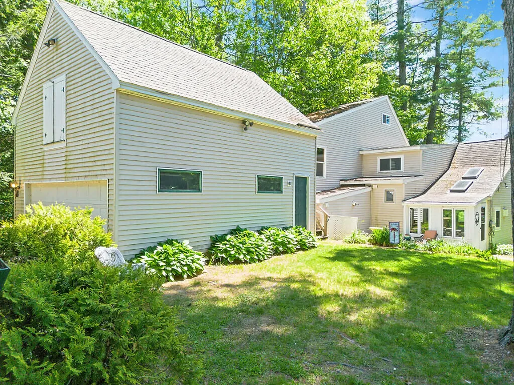 18 Thurston Drive Monmouth ME 04259