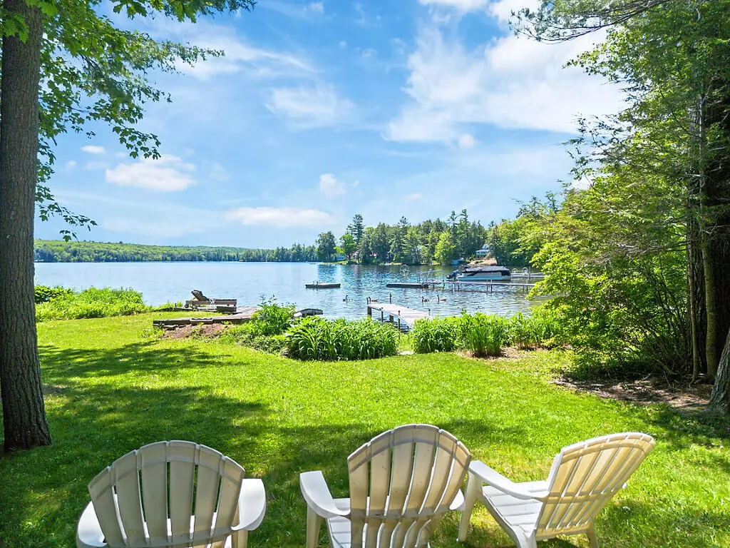 18 Thurston Drive Monmouth ME 04259