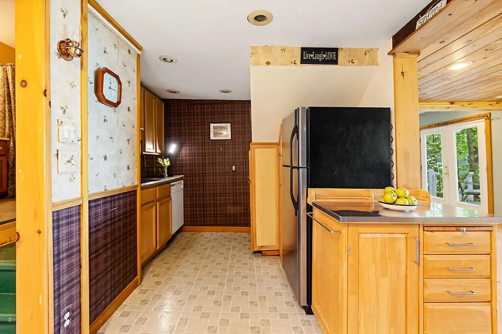 18 Thurston Drive Monmouth ME 04259