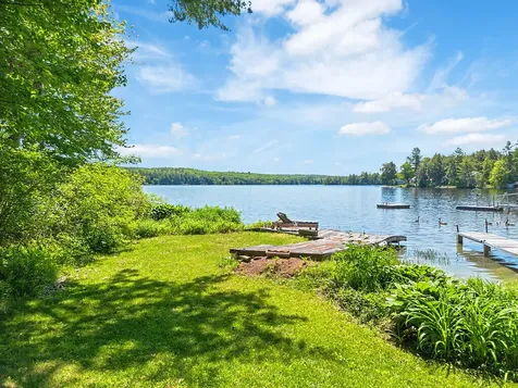 18 Thurston Drive Monmouth ME 04259