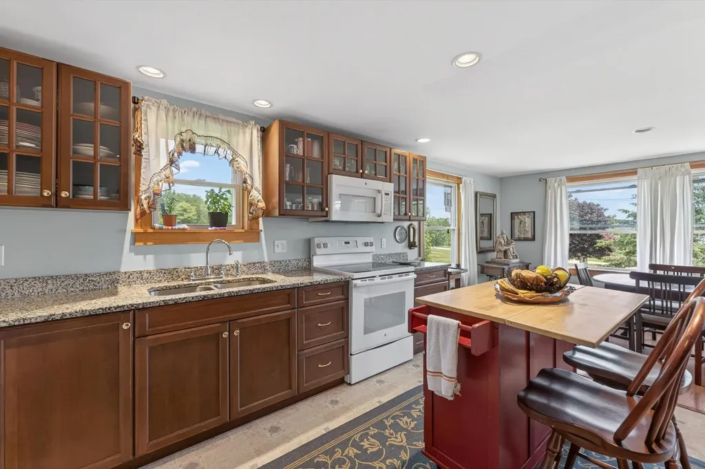 515 Falls Bridge Road Blue Hill ME 04614