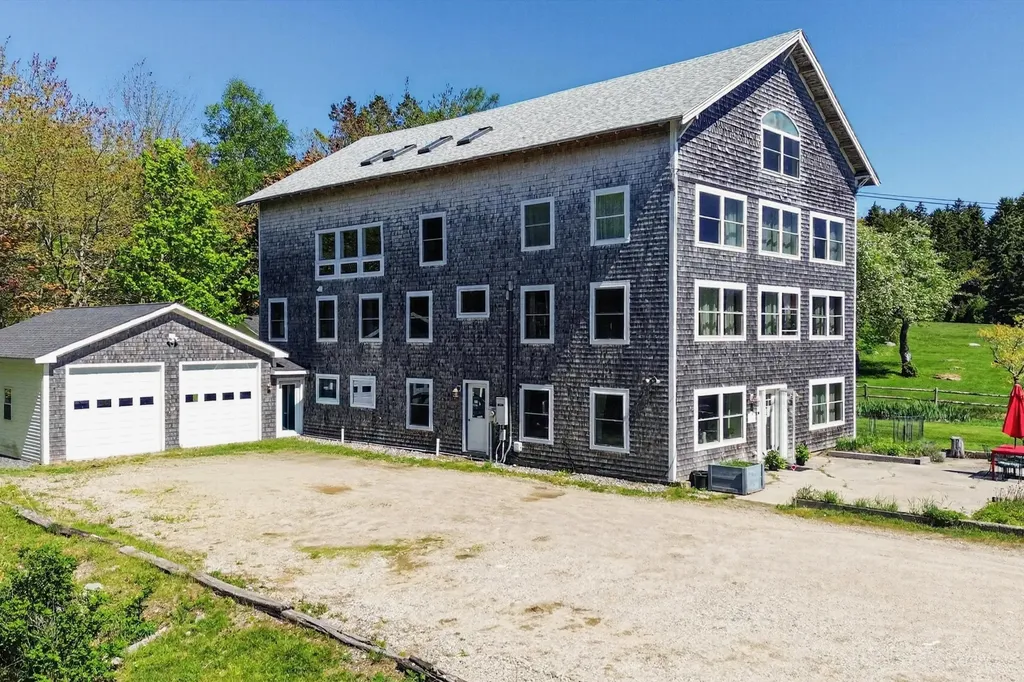 515 Falls Bridge Road Blue Hill ME 04614