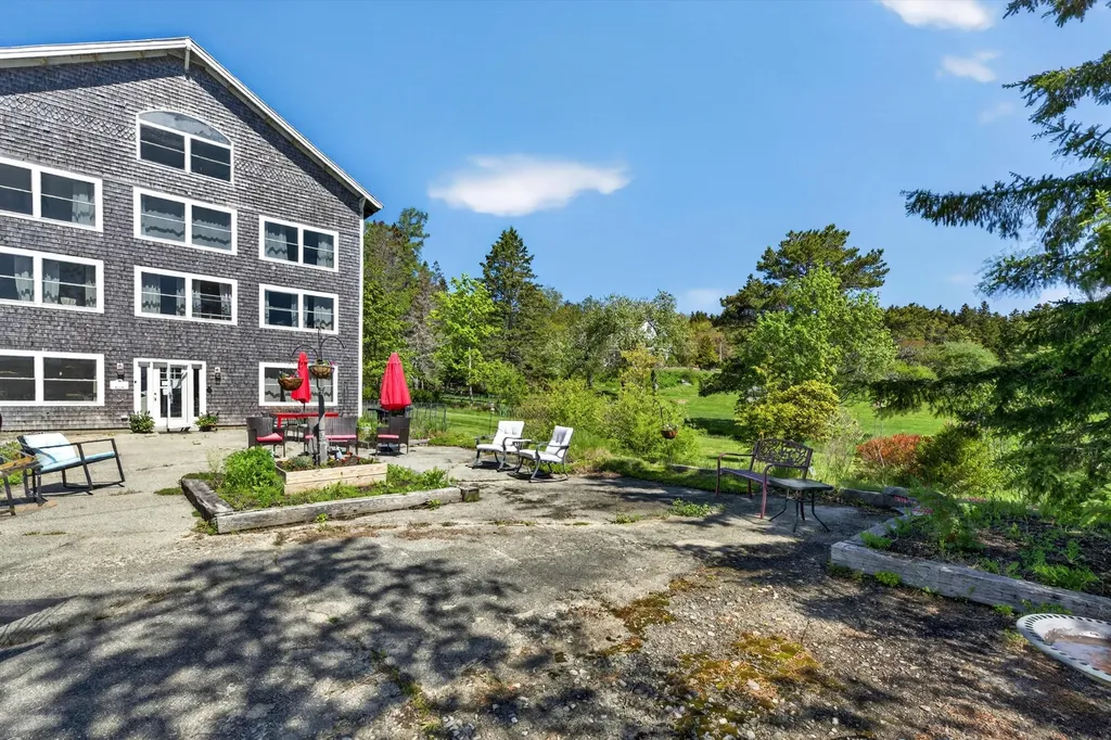 515 Falls Bridge Road Blue Hill ME 04614