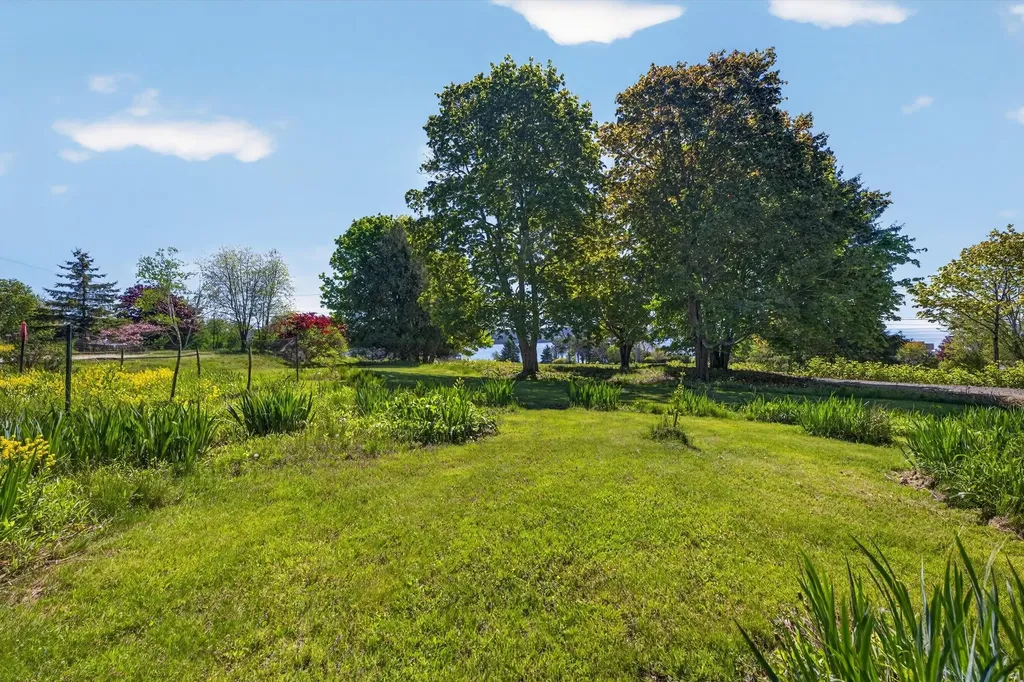 515 Falls Bridge Road Blue Hill ME 04614