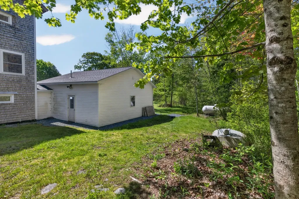 515 Falls Bridge Road Blue Hill ME 04614