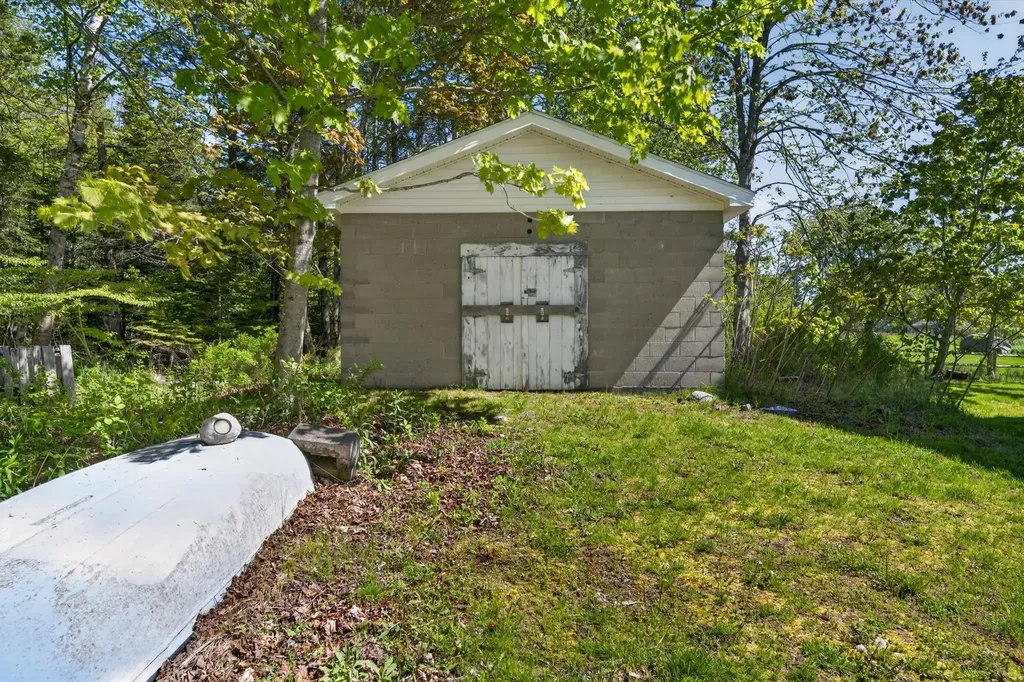 515 Falls Bridge Road Blue Hill ME 04614