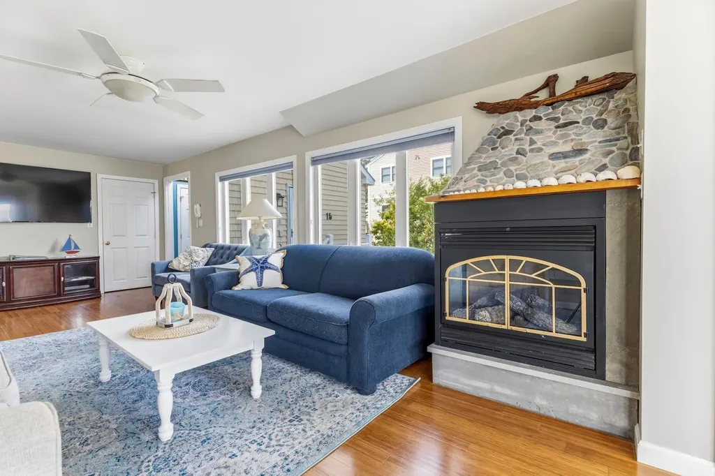 15 King Avenue Saco ME 04072