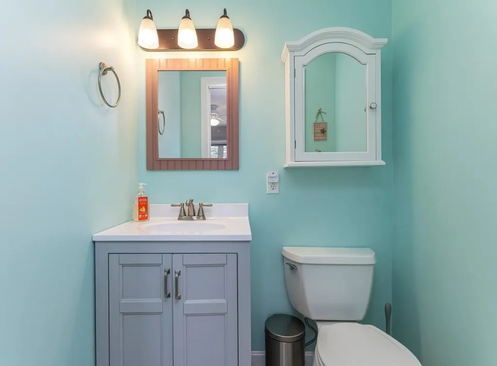 15 King Avenue Saco ME 04072