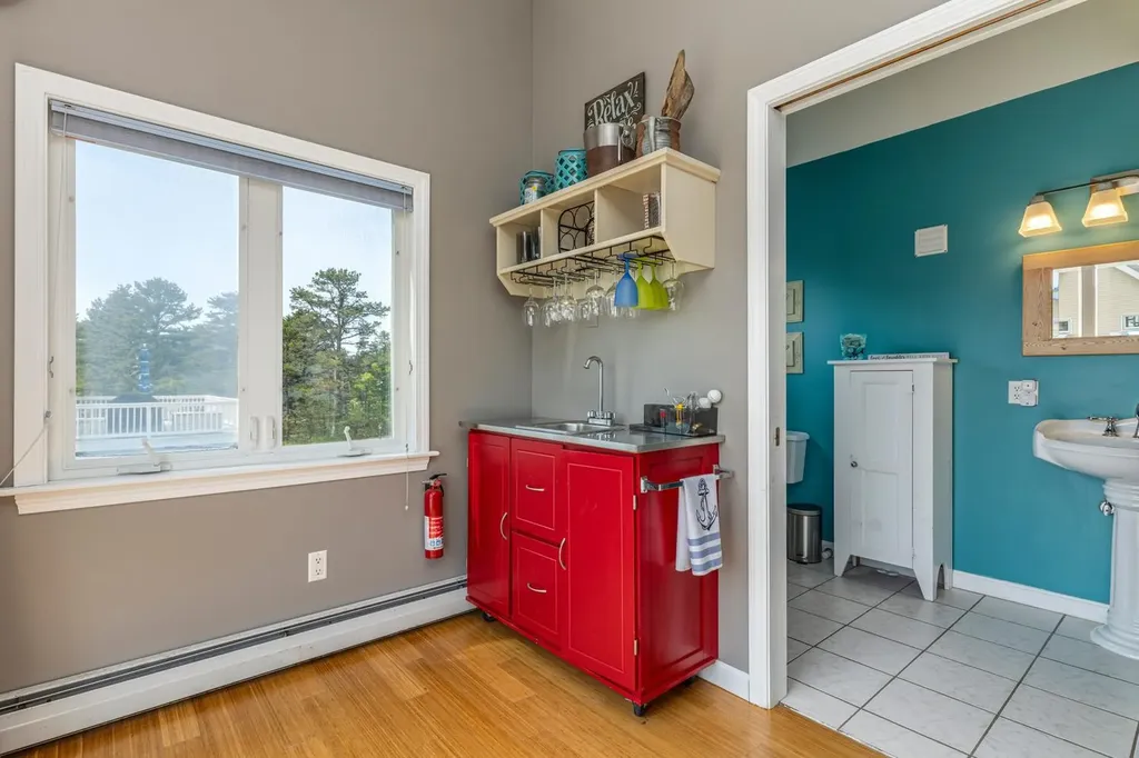 15 King Avenue Saco ME 04072
