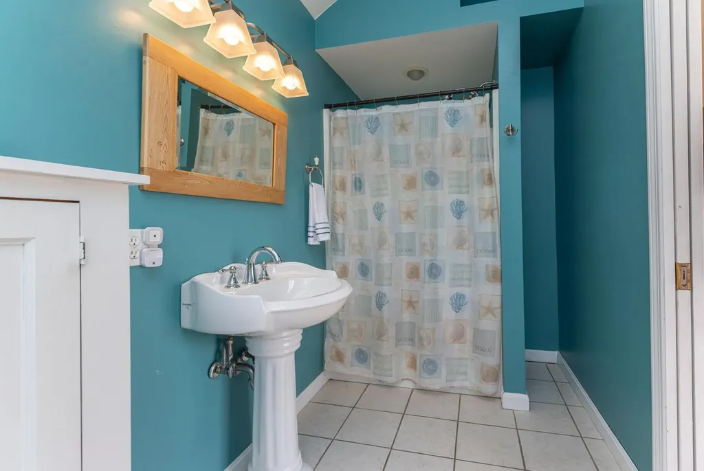 15 King Avenue Saco ME 04072