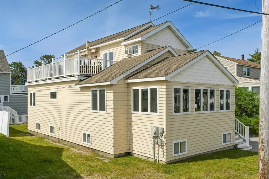 15 King Avenue Saco ME 04072