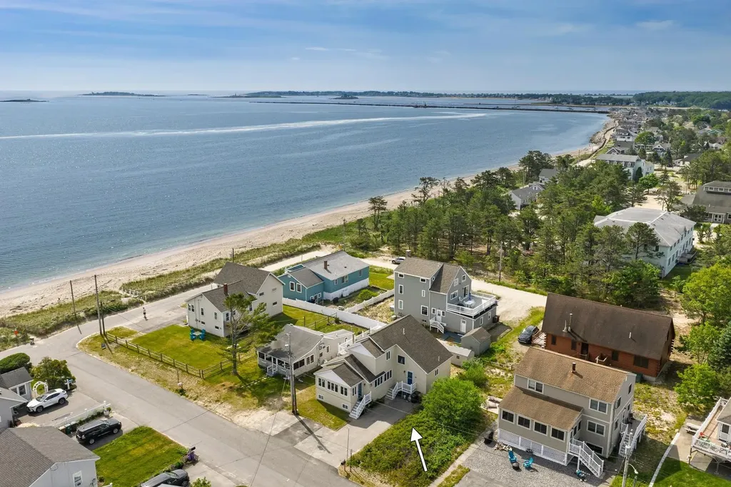 15 King Avenue Saco ME 04072