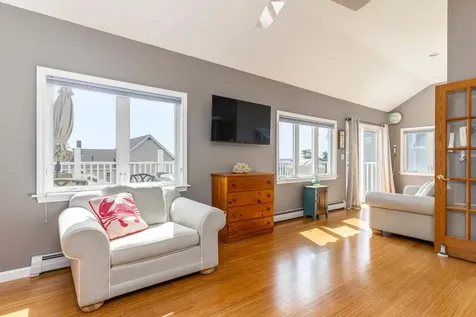 15 King Avenue Saco ME 04072