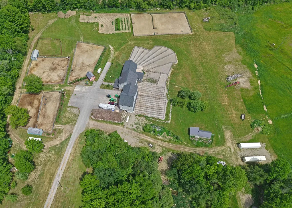 1381 Merchant Road Hampden ME 04444