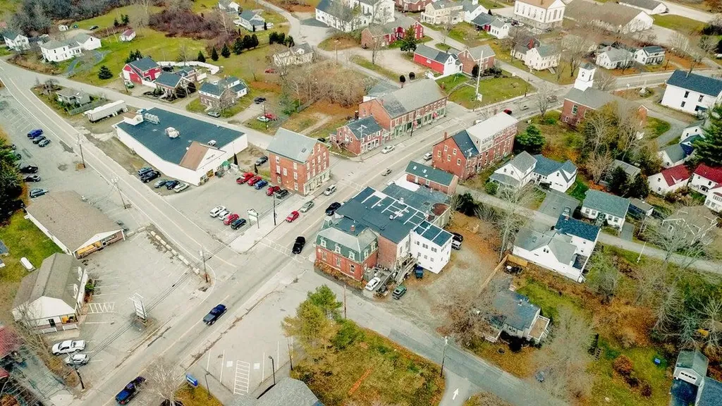 28 E Main Street Searsport ME 04974