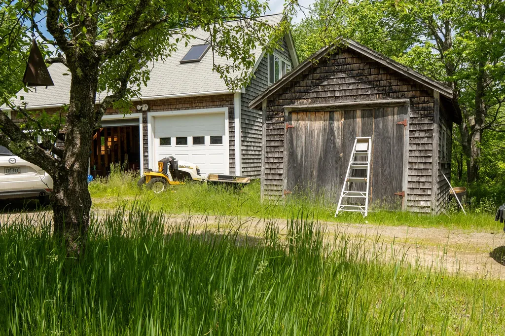 67 Ralph Wink Road Waldoboro ME 04572