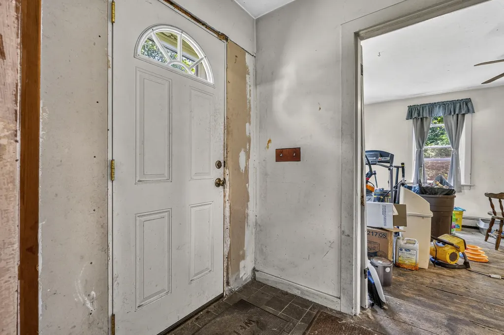 67 Ralph Wink Road Waldoboro ME 04572