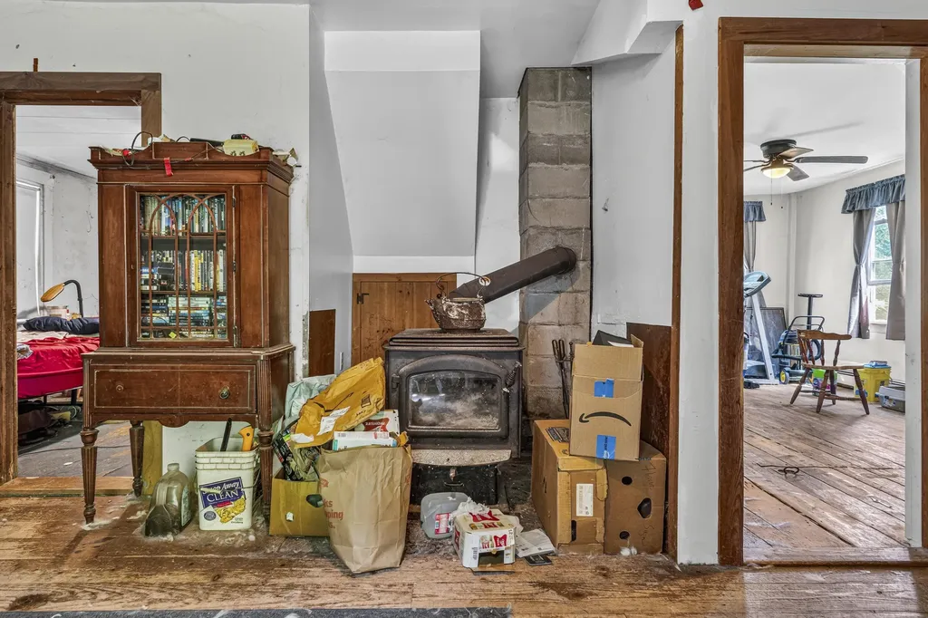 67 Ralph Wink Road Waldoboro ME 04572
