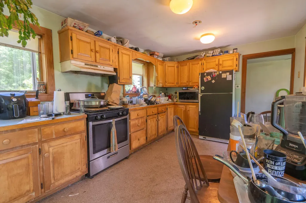 67 Ralph Wink Road Waldoboro ME 04572