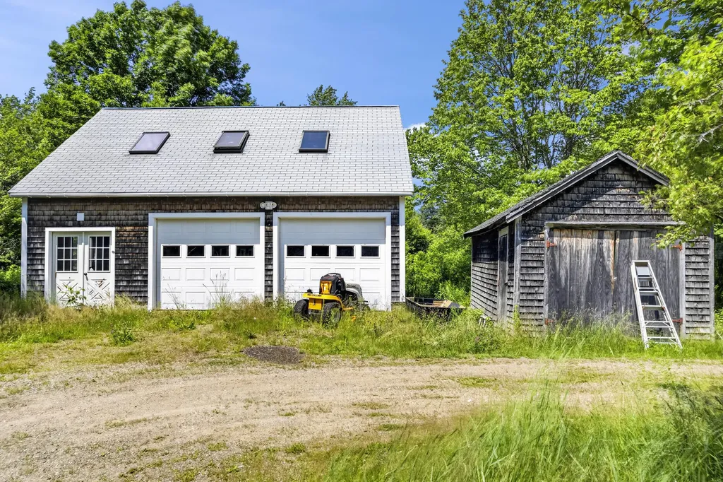 67 Ralph Wink Road Waldoboro ME 04572