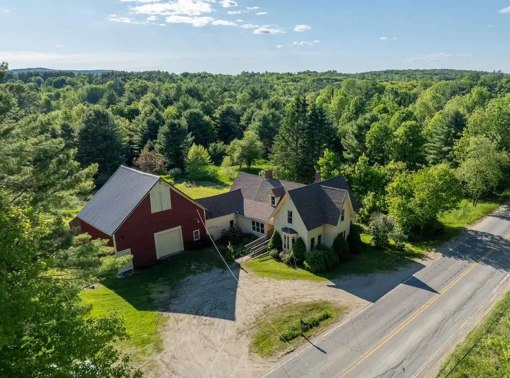 72 Dutch Gap Road Chesterville ME 04938