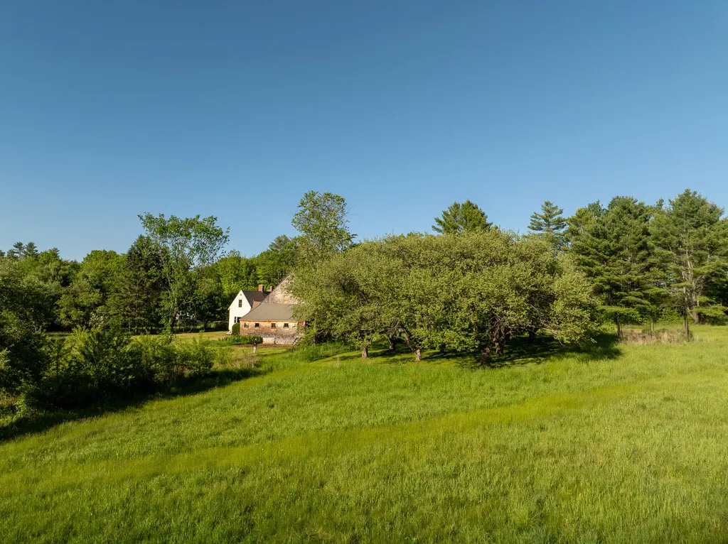 72 Dutch Gap Road Chesterville ME 04938