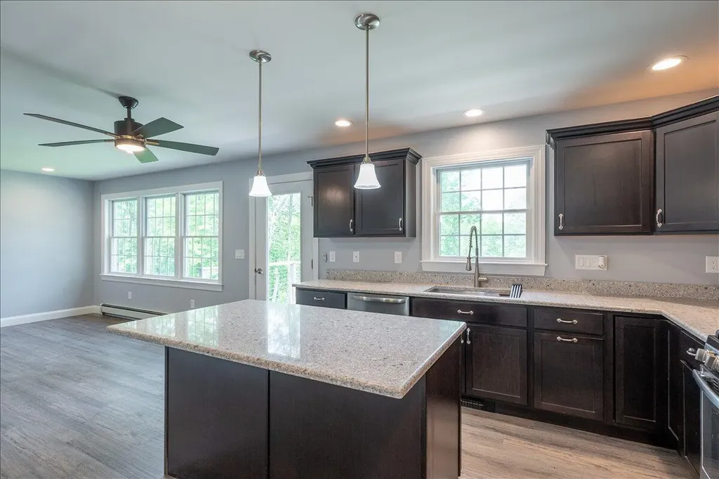 116 Mountain View Extension Rockland ME 04841