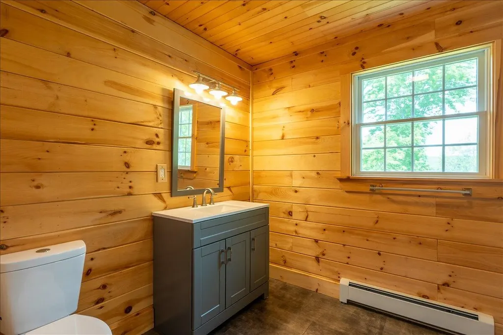 116 Mountain View Extension Rockland ME 04841