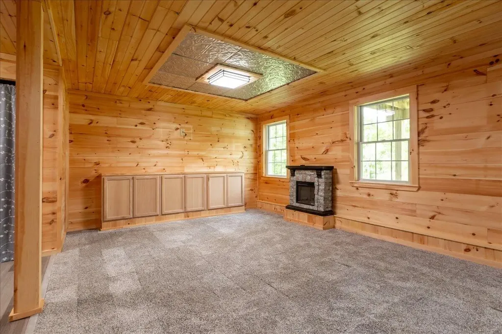 116 Mountain View Extension Rockland ME 04841