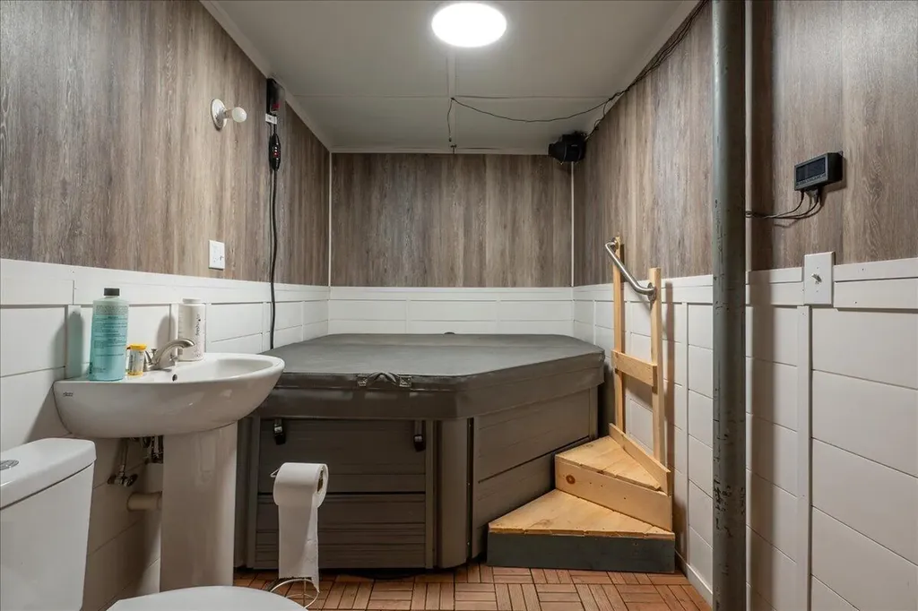 116 Mountain View Extension Rockland ME 04841