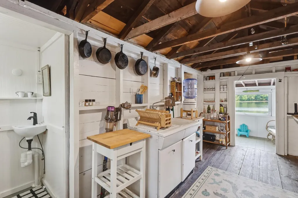 263 Caldwell Lane Oxford ME 04270