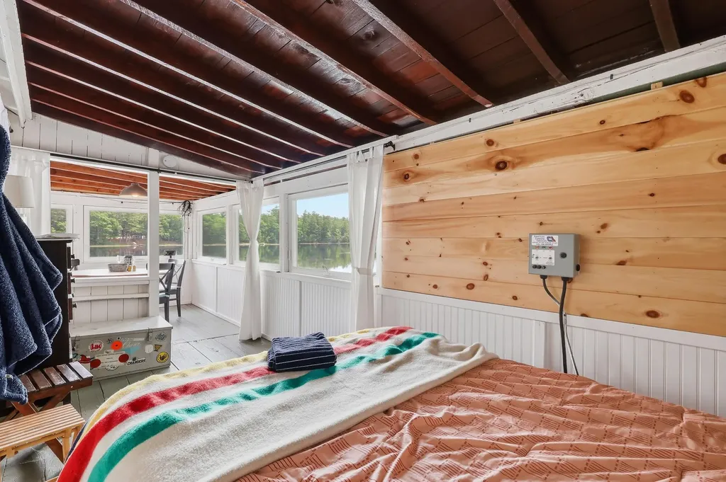 263 Caldwell Lane Oxford ME 04270