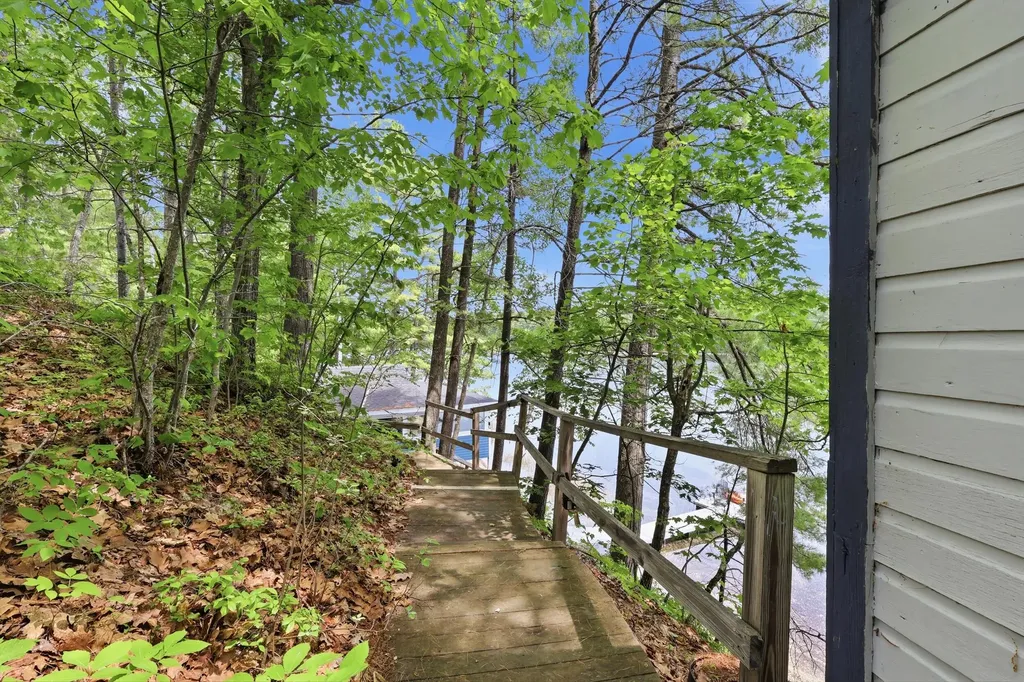 263 Caldwell Lane Oxford ME 04270