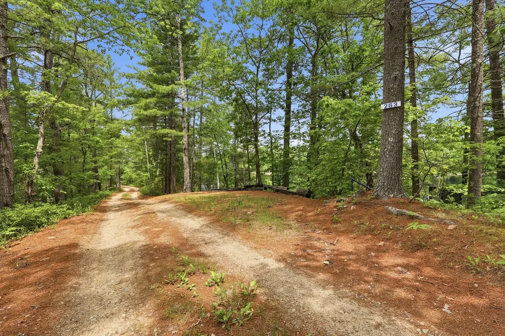 263 Caldwell Lane Oxford ME 04270