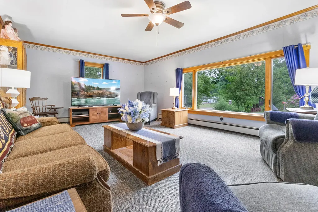63 West Street Rockport ME 04856