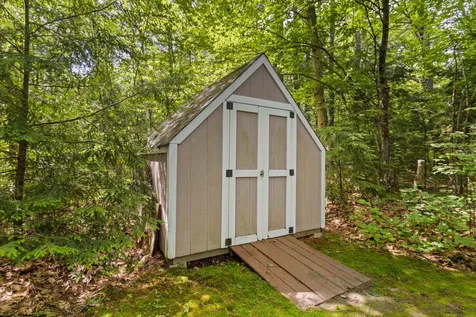 4 River Meadow Circle Standish ME 04085