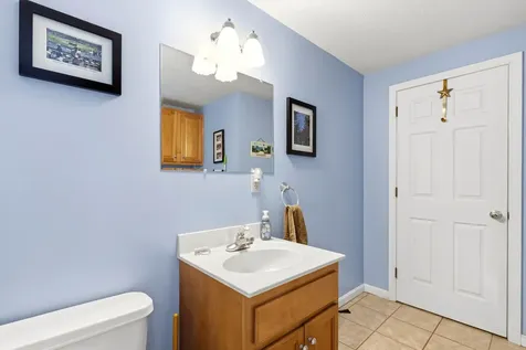 4 River Meadow Circle Standish ME 04085